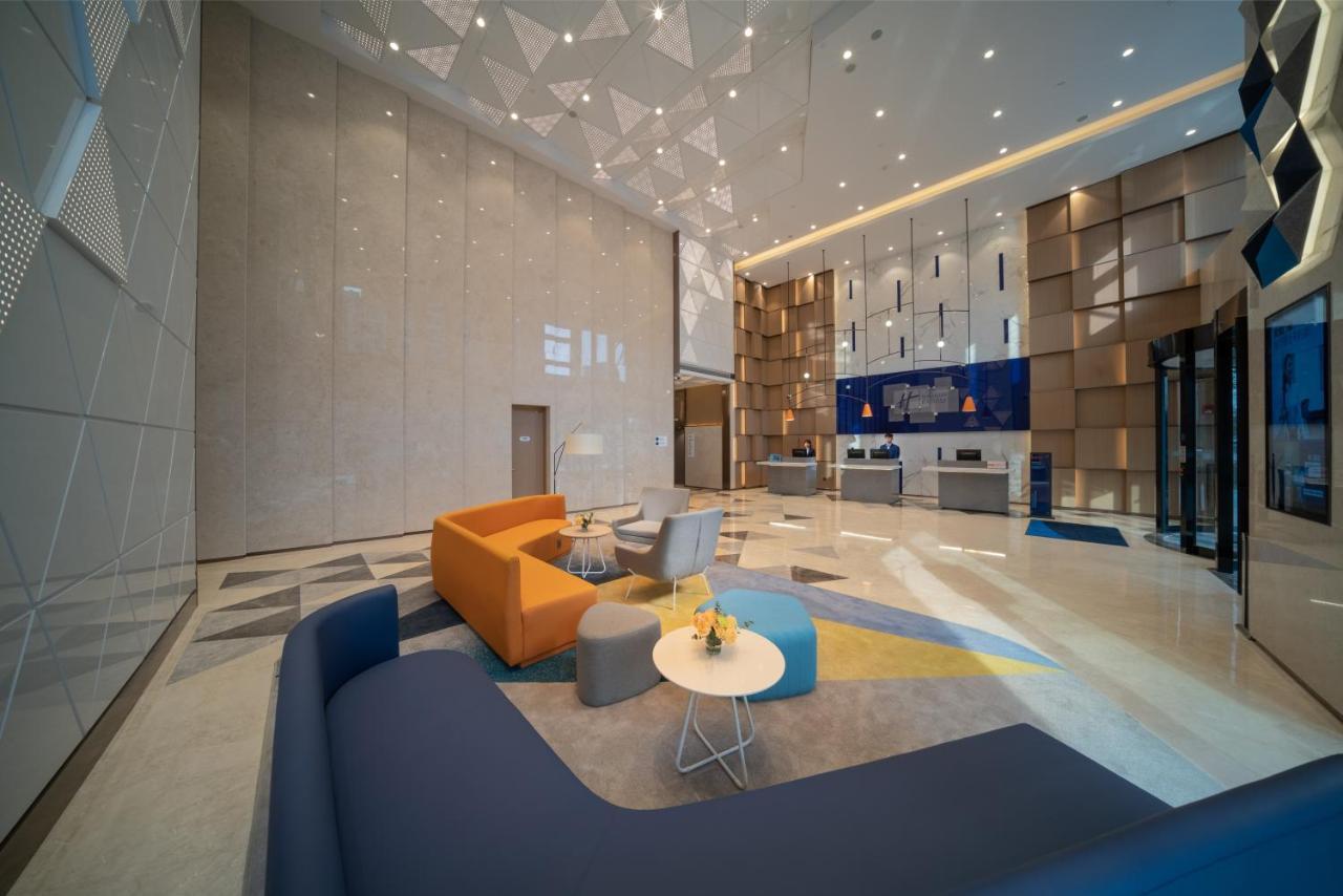 Holiday Inn Express Shanghai Huijin By Ihg Екстер'єр фото