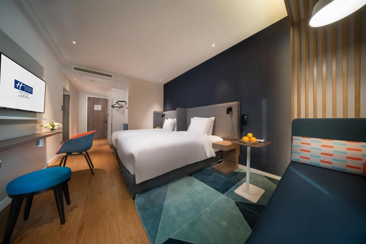 Holiday Inn Express Shanghai Huijin By Ihg Екстер'єр фото