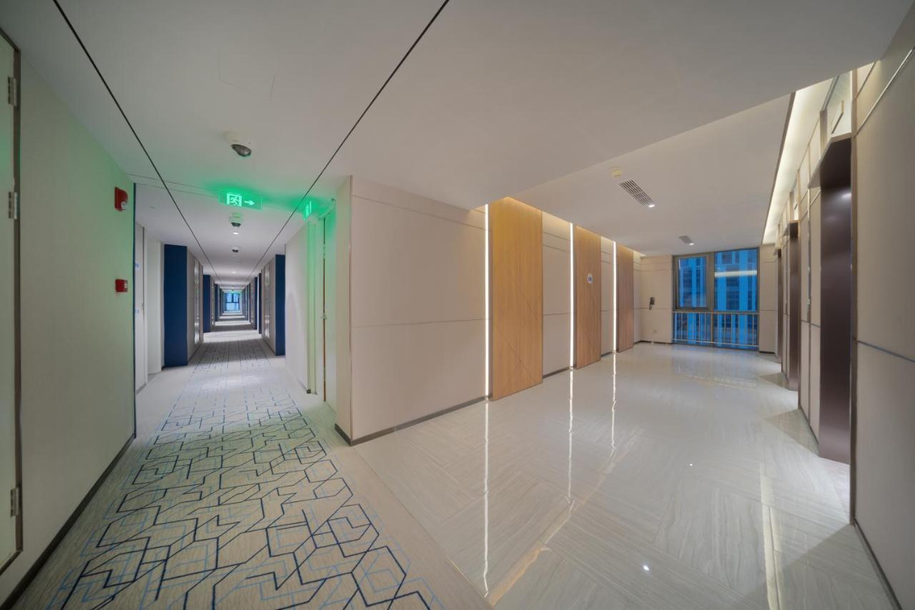 Holiday Inn Express Shanghai Huijin By Ihg Екстер'єр фото